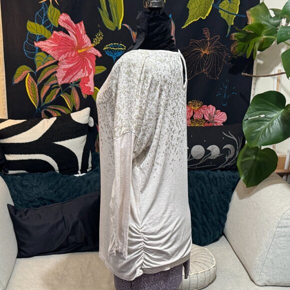 Tunic Shirt with Side Ruching/Back Keyhole, Abstract Sparkles, Heathered Oatmeal - Picture 6 of 15